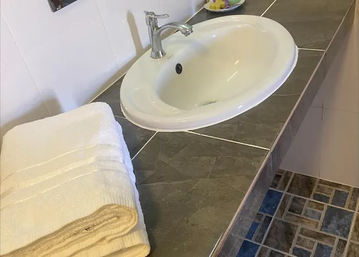 La 23 Signature Hotel 3*