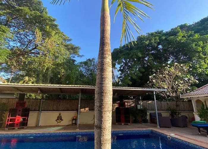 La 23 Signature 3*